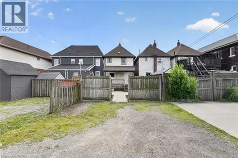 39 Beechwood Avenue Hamilton ON L8L 2S5