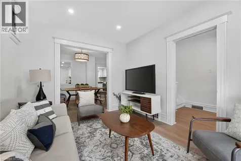 39 Beechwood Avenue Hamilton ON L8L 2S5