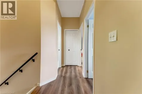 235 Red Clover Court Kitchener ON N2E 4J5