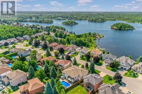 24 Ursa Court Sudbury ON P3E 6B8