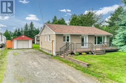 47 Shaw Street Wahnapitae ON P0M 3C0