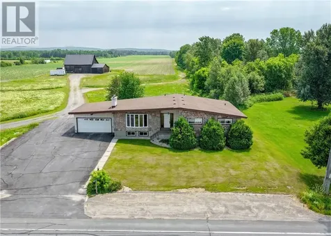 741 Dominion Drive Hanmer ON