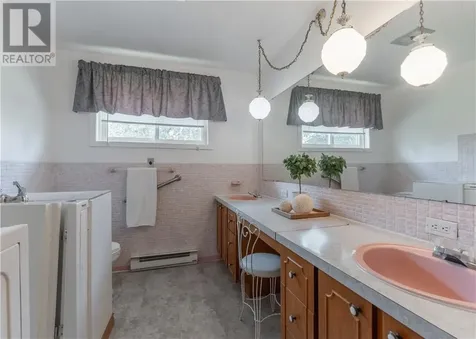 741 Dominion Drive Hanmer ON