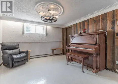 741 Dominion Drive Hanmer ON