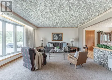 741 Dominion Drive Hanmer ON