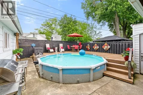 1491 Ellrose Avenue Windsor ON N8Y 3X4