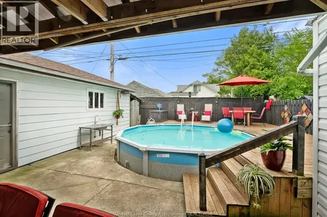 1491 Ellrose Avenue Windsor ON N8Y 3X4