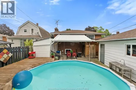 1491 Ellrose Avenue Windsor ON N8Y 3X4
