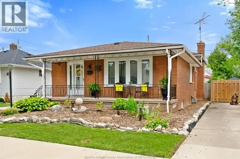 1491 Ellrose Avenue Windsor ON N8Y 3X4