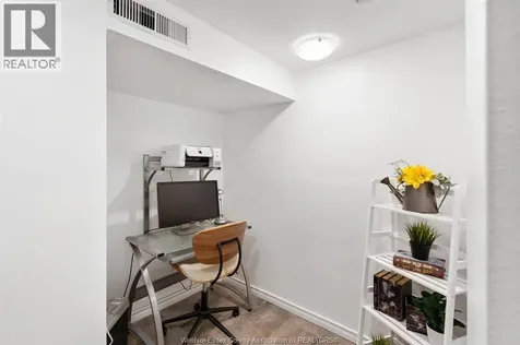 1491 Ellrose Avenue Windsor ON N8Y 3X4