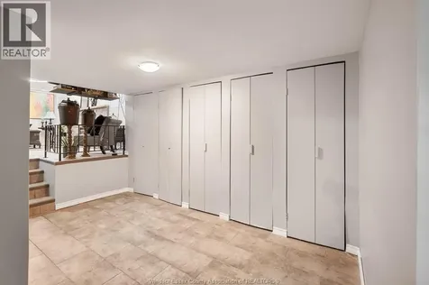 1491 Ellrose Avenue Windsor ON N8Y 3X4