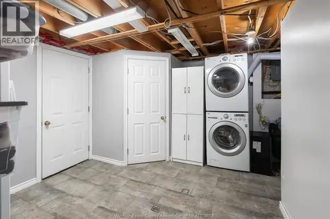 1491 Ellrose Avenue Windsor ON N8Y 3X4