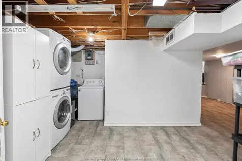 1491 Ellrose Avenue Windsor ON N8Y 3X4