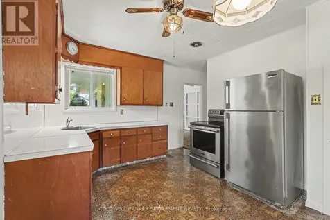 6 Glenview Crescent Perth ON K7H 2L2