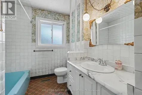 6 Glenview Crescent Perth ON K7H 2L2