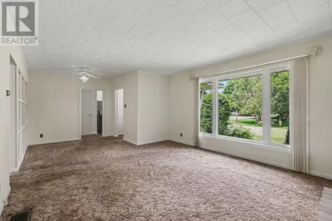 6 Glenview Crescent Perth ON K7H 2L2