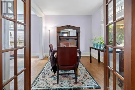 30 Owaissa Street St. Thomas ON N5P 1T2