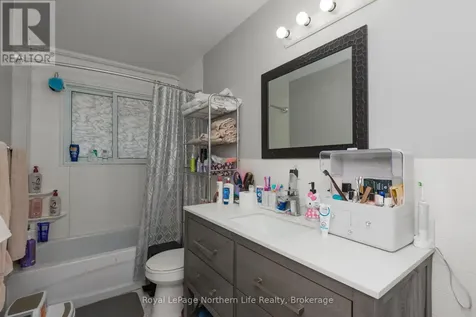 500 Valley View Drive North Powassan ON P0H 1Z0