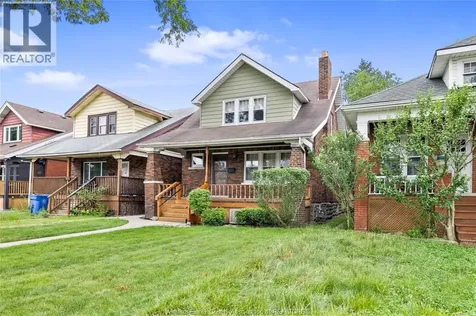 947 Bruce Avenue Windsor ON N9A 4X8