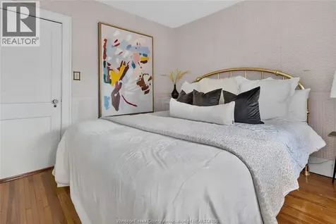 947 Bruce Avenue Windsor ON N9A 4X8