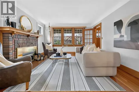 947 Bruce Avenue Windsor ON N9A 4X8