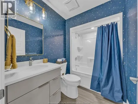 728 Brownstone Drive Lakeshore ON N9K 0C3