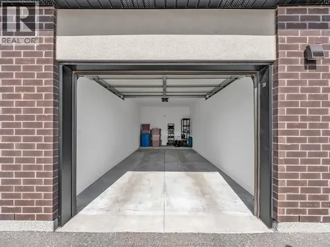 728 Brownstone Drive Lakeshore ON N9K 0C3