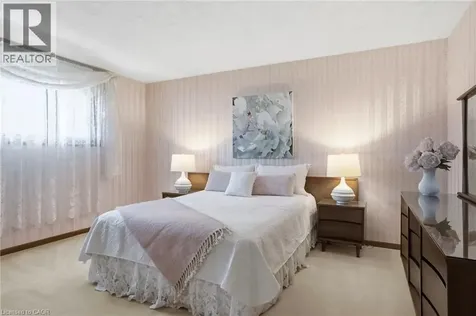 11 Tanera Crescent St. Catharines ON L2M 7J7