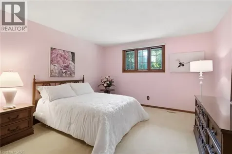 11 Tanera Crescent St. Catharines ON L2M 7J7