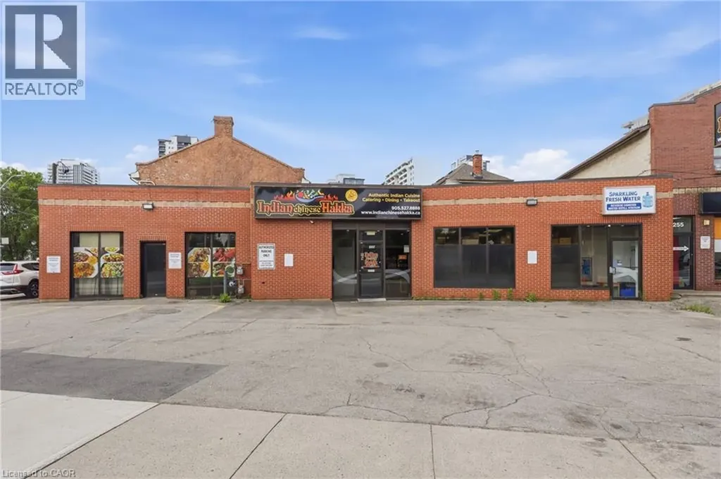 239 York Boulevard Hamilton ON L8R 1Y7