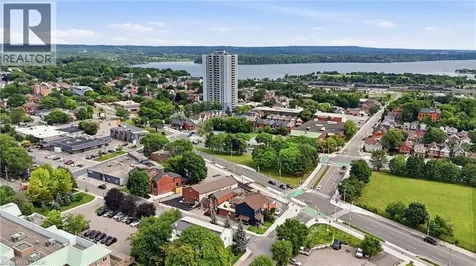 239 York Boulevard Hamilton ON L8R 1Y7