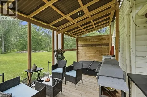 633 Point Abino Road South Ridgeway ON L0S 1N0