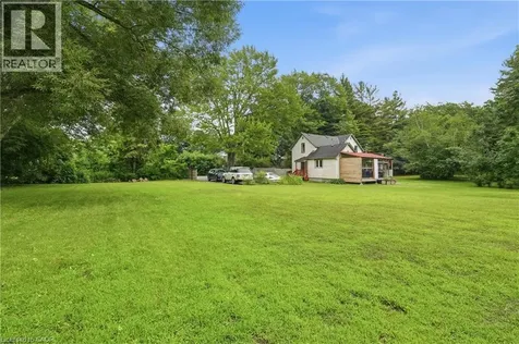 633 Point Abino Road South Ridgeway ON L0S 1N0