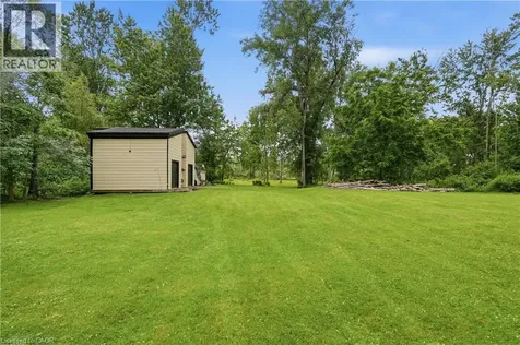 633 Point Abino Road South Ridgeway ON L0S 1N0