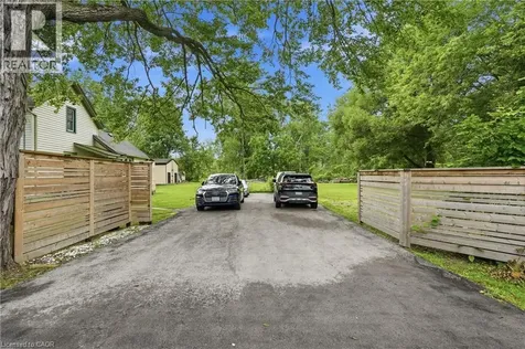 633 Point Abino Road South Ridgeway ON L0S 1N0