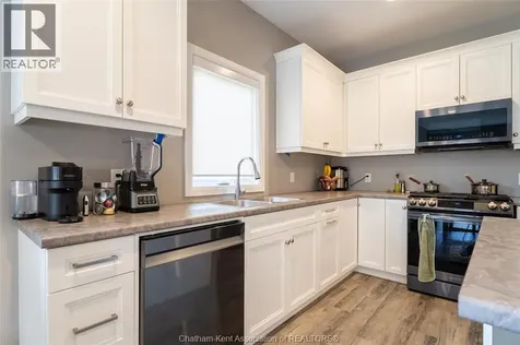 164 Grassland Grove Chatham ON N7M 0S5