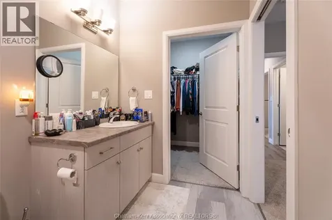 164 Grassland Grove Chatham ON N7M 0S5