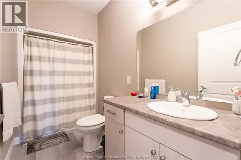 164 Grassland Grove Chatham ON N7M 0S5