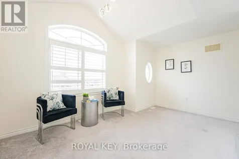 348 Equestrian Way Cambridge ON N3E 0C1
