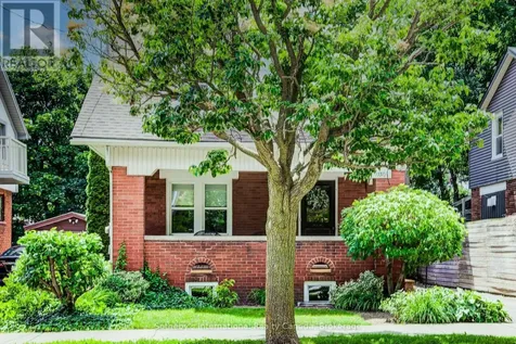 151 Esson Street Waterloo ON N2L 1Z9