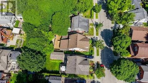151 Esson Street Waterloo ON N2L 1Z9