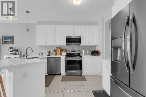 104 Unity Place Ottawa ON K2S 2Y8
