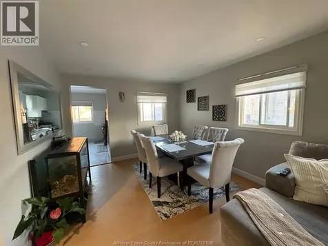 1364 Mckay Avenue Windsor ON N9B 2B2
