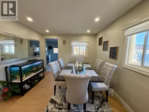 1364 Mckay Avenue Windsor ON N9B 2B2