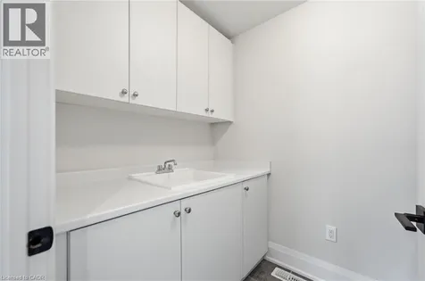 625 Fullum Landing Milton ON L9E 1V7