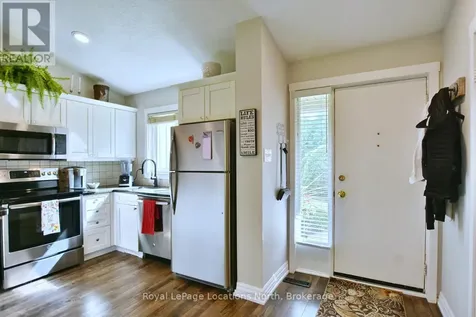 590 Oxbow Crescent Collingwood ON L9Y 5B4
