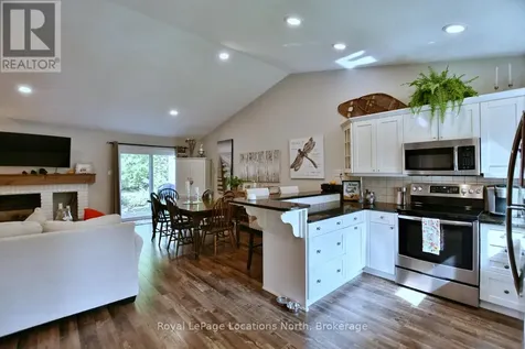 590 Oxbow Crescent Collingwood ON L9Y 5B4