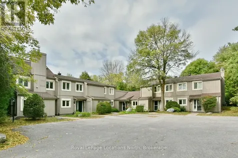 590 Oxbow Crescent Collingwood ON L9Y 5B4