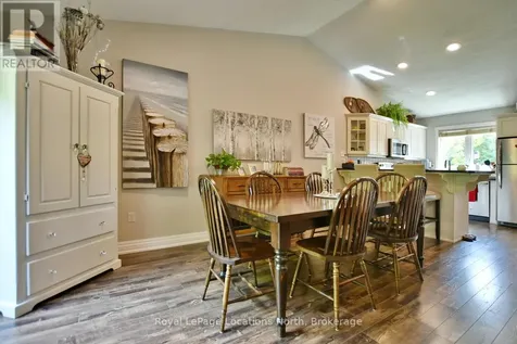 590 Oxbow Crescent Collingwood ON L9Y 5B4
