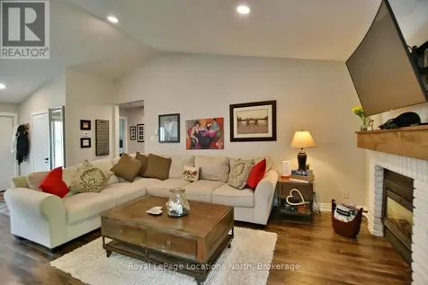 590 Oxbow Crescent Collingwood ON L9Y 5B4